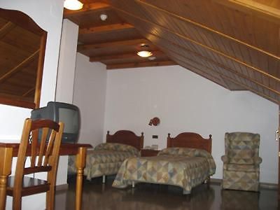 Hotel Anaya Puente la Reina de Jaca Ngoại thất bức ảnh