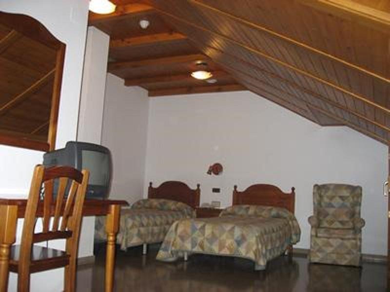 Hotel Anaya Puente la Reina de Jaca Ngoại thất bức ảnh